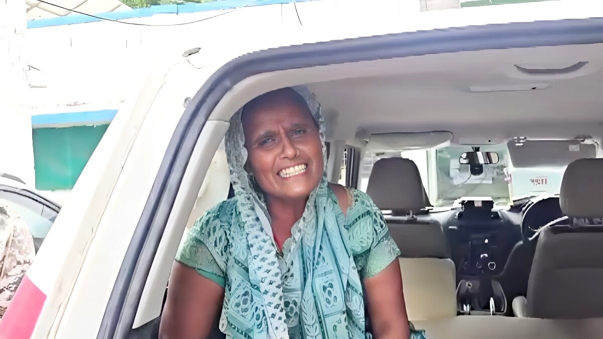 बेटी की मौत पर विलाप करती मृतका नंदिनी की मां.(Photo:ITG)