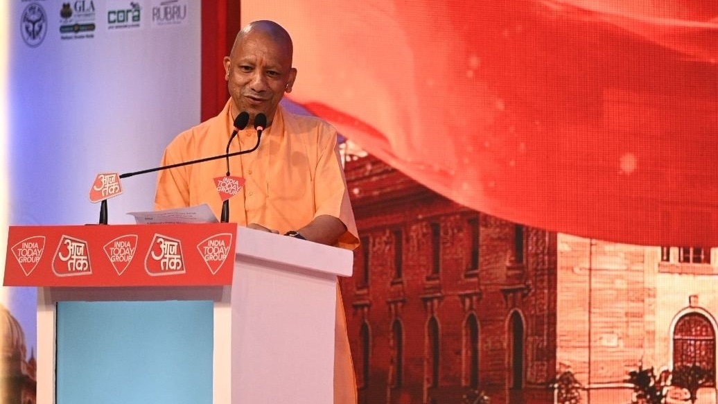 CM योगी ने कहा कि यूपी में स्कूल बंद नहीं किए गए हैं. (Photo: ITG)
