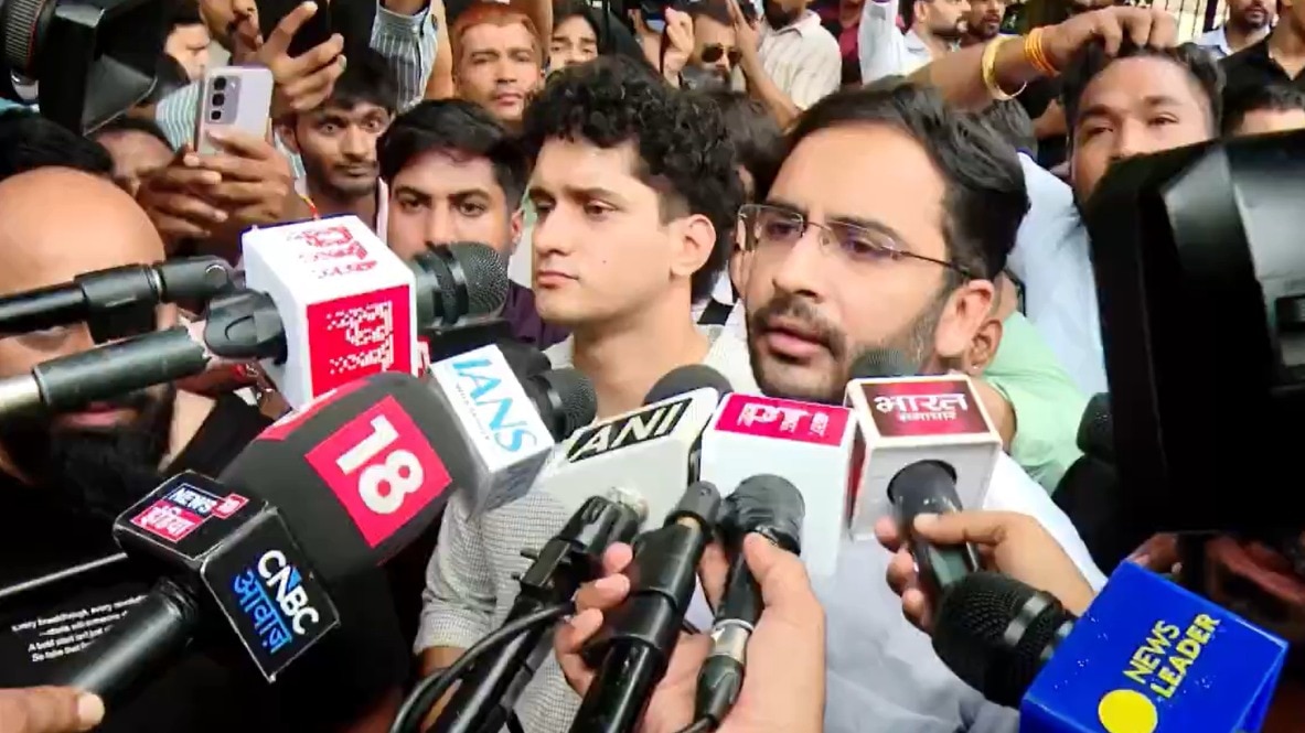 जंतर-मंतर मारपीट मामले में CJP  टीम संसद मार्ग थाने पहुंची.