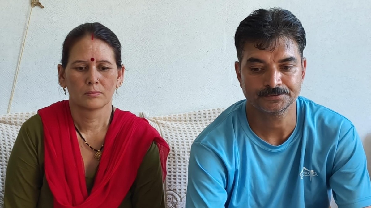 नेपाल त्रासदी में फंसे ज्ञान सिंह दो दिन बाद सुरक्षित घर लौटे.(Photo- ITG)