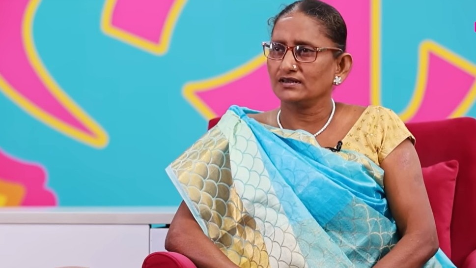 मंजू देवी के मुताबिक पोस्टमार्टम से जुड़ा यह काम उनके परिवार में कई पीढ़ियों से चला आ रहा है. ( Photo: Lallantop)