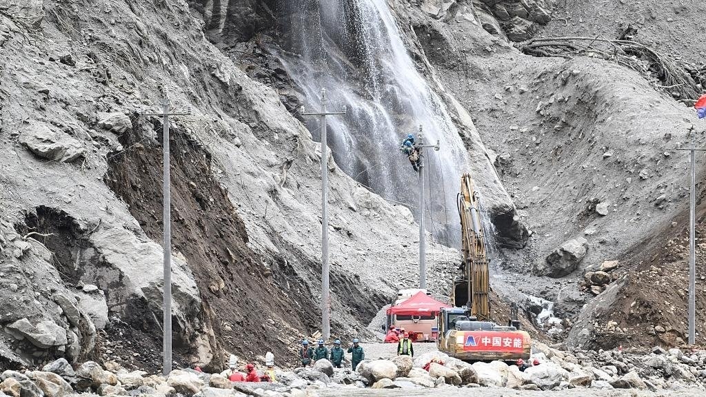 चीन ने नेपाल को मौसम से जुड़ी जानकारी लगातार अपडेट कराने का आश्वासन दिया है. (Photo-X/@PRCSpoxNepal)