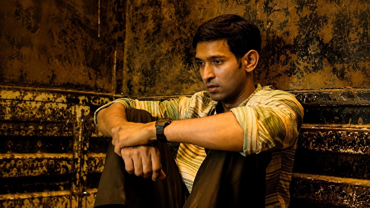 मिर्जापुर फिल्म से गायब विक्रांत (Photo: IMDb)
