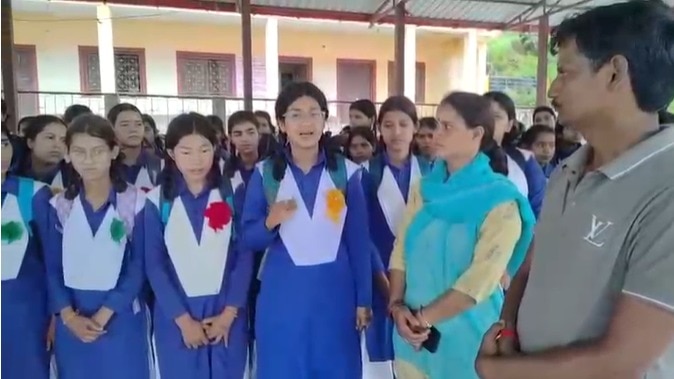19 में से 14 शिक्षक पद खाली.(Photo: Screengrab)