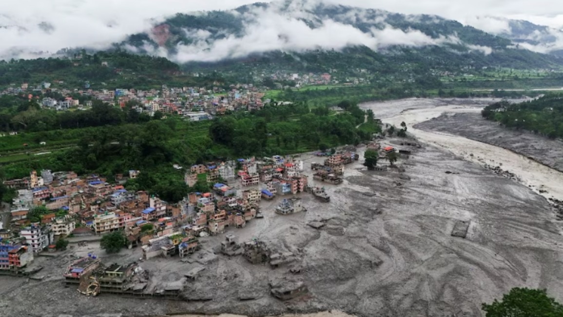  नेपाल में बाढ़ से हुई तबाही में मौत का आंकड़ा 1,344 पहुंचा (Photo-Reuters)