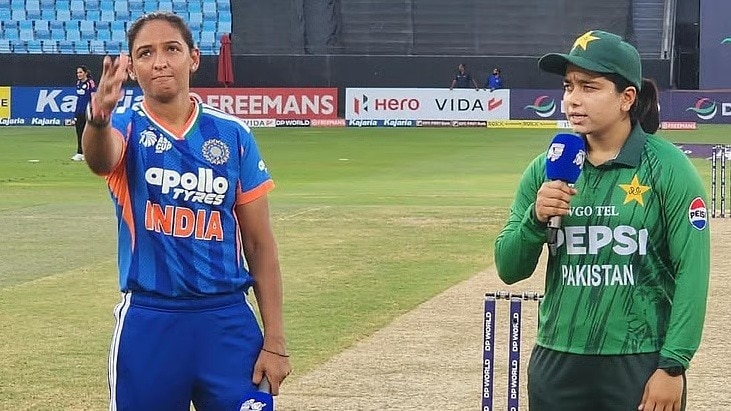 भारत-पाकिस्तान के बीच जोरदार टक्कर. (PHOTO: SCREENGRAB)