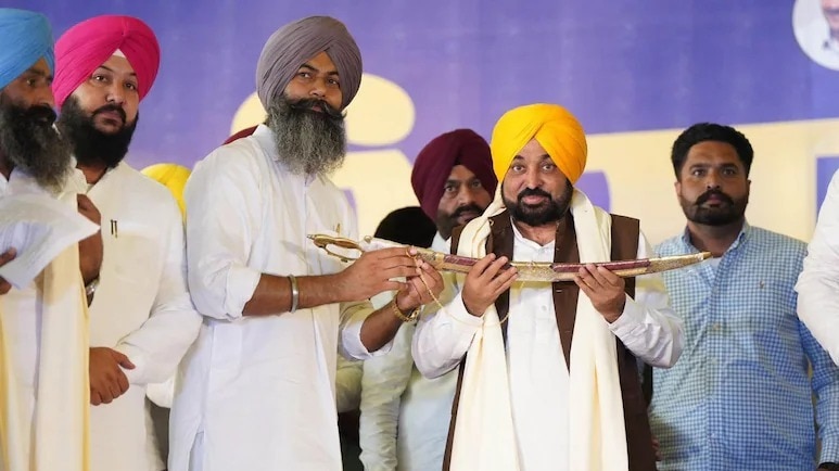 gangster gurpreet singh sekhon join aap