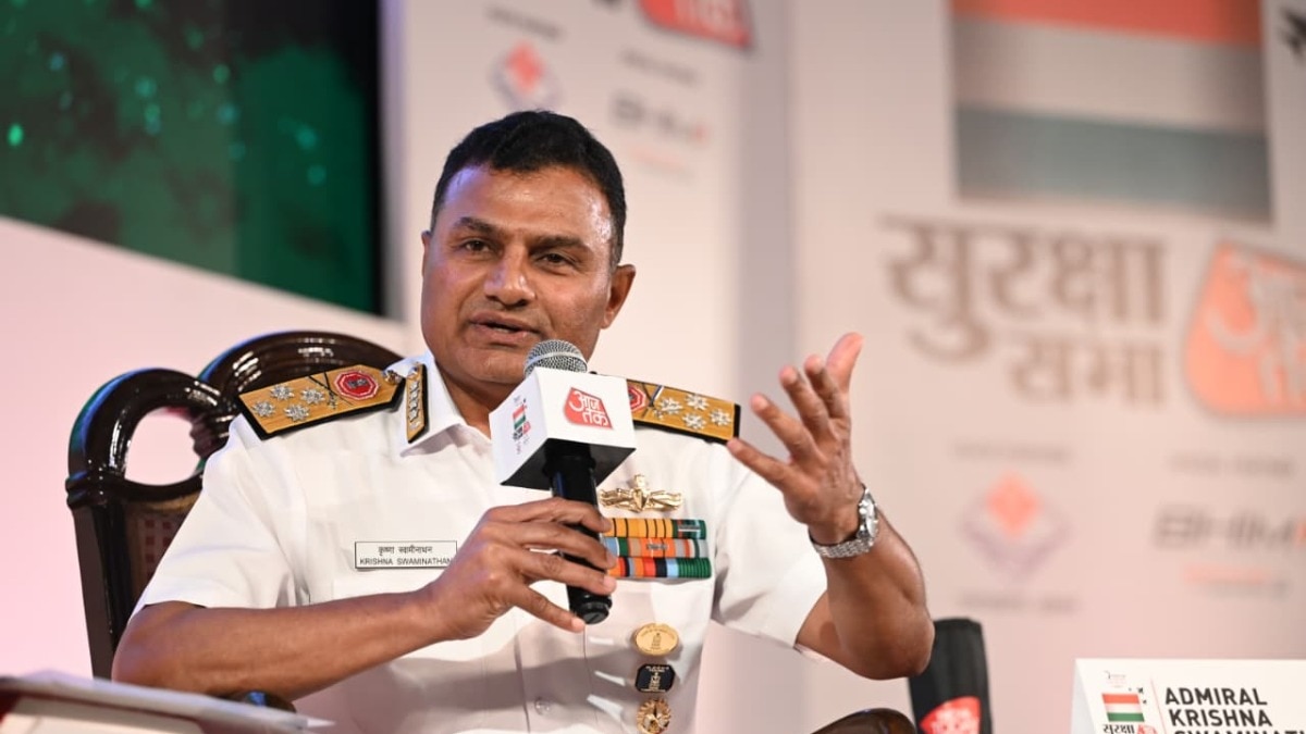 समुद्र पर टिकी है भारत की जिंदगी, नौसेना प्रमुख ने समझाया महत्व