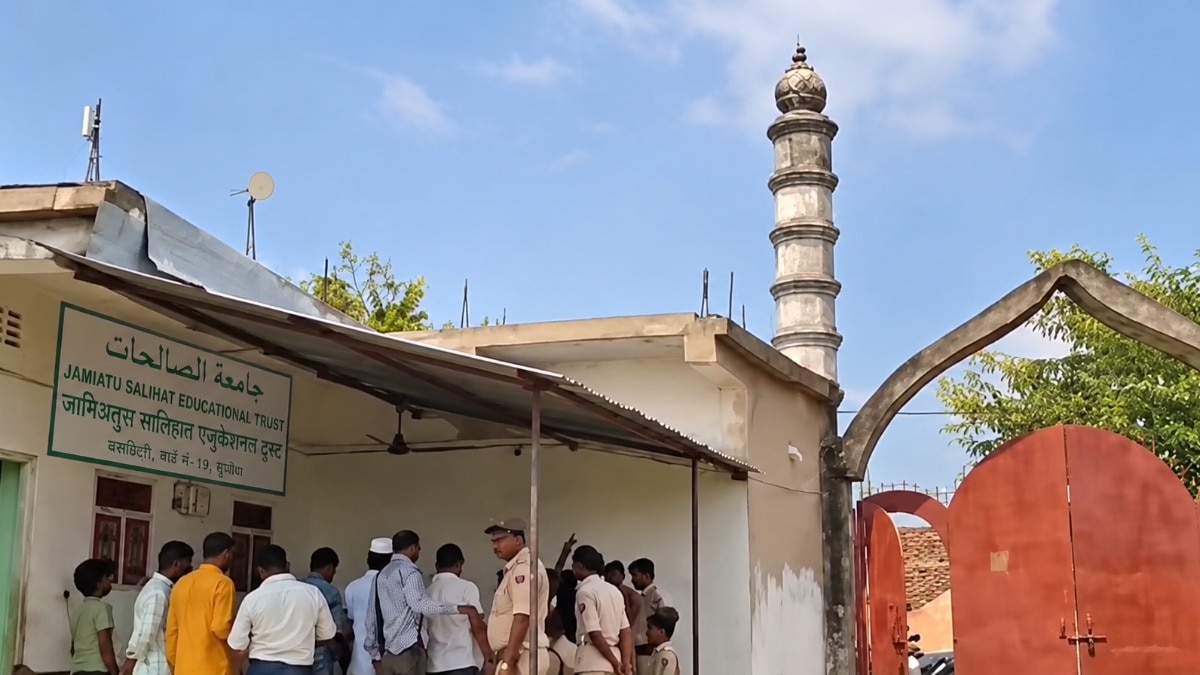 बिहार के सुपौल स्थित इसी मदरसे में छात्रा की मौत हुई है