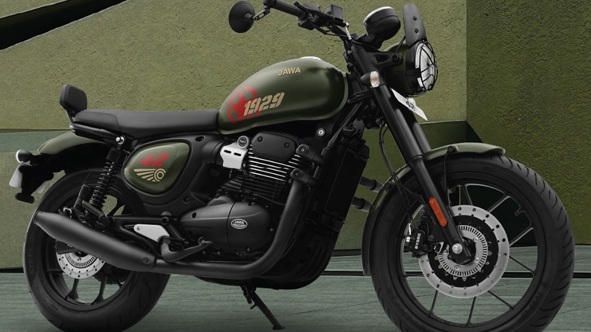 Jawa 42 All Stars Edition स्टैंडर्ड वेरिएंट के मुकाबले 10 हजार रुपये महंगी है. (Photo: Instagram/ Jawa Motorcycles) 