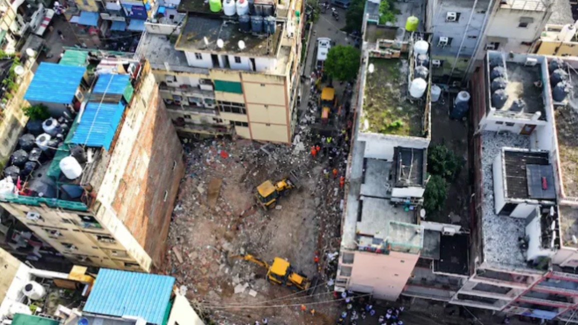 सत्य निकेतन हादसे के बाद जागा MCD, 34 डिमोलिशन, 17 इमारतें सील….. अब आगे क्या?