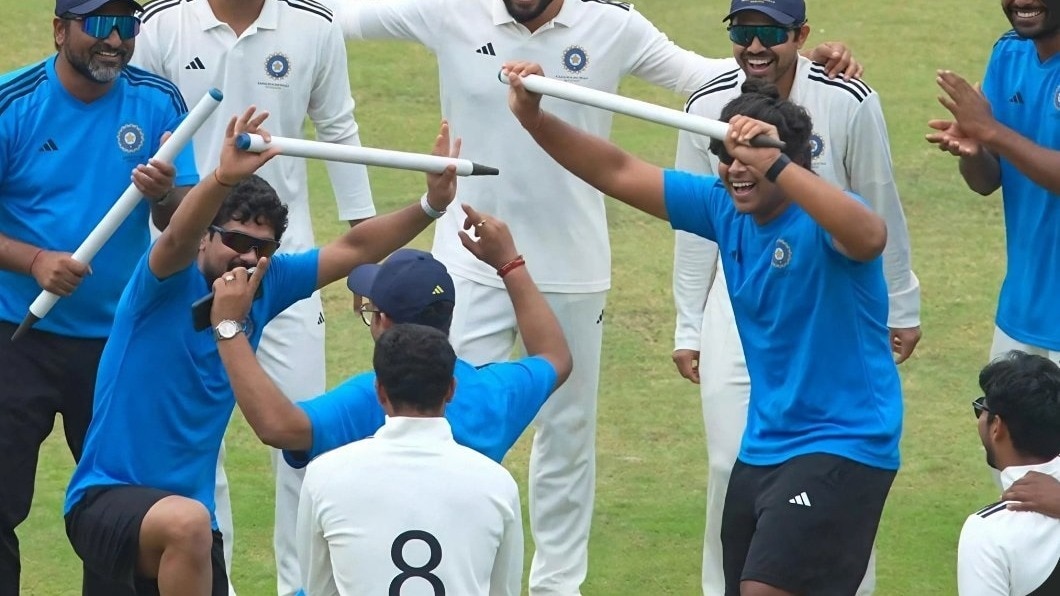 दलीप ट्रॉफी फाइनल जीतने के बाद ईशान किशन और वैभव का डांस हुआ वायरल (Photo:Screengrab/Jiohotstar)