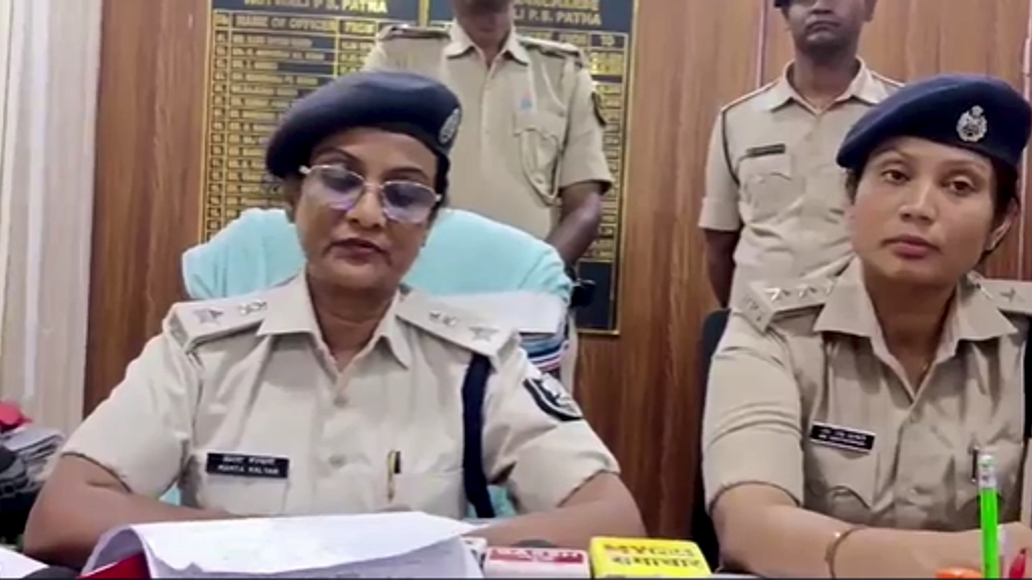 गिरोह के बाकी सदस्यों की तलाश जारी.(Photo: Screengrab)