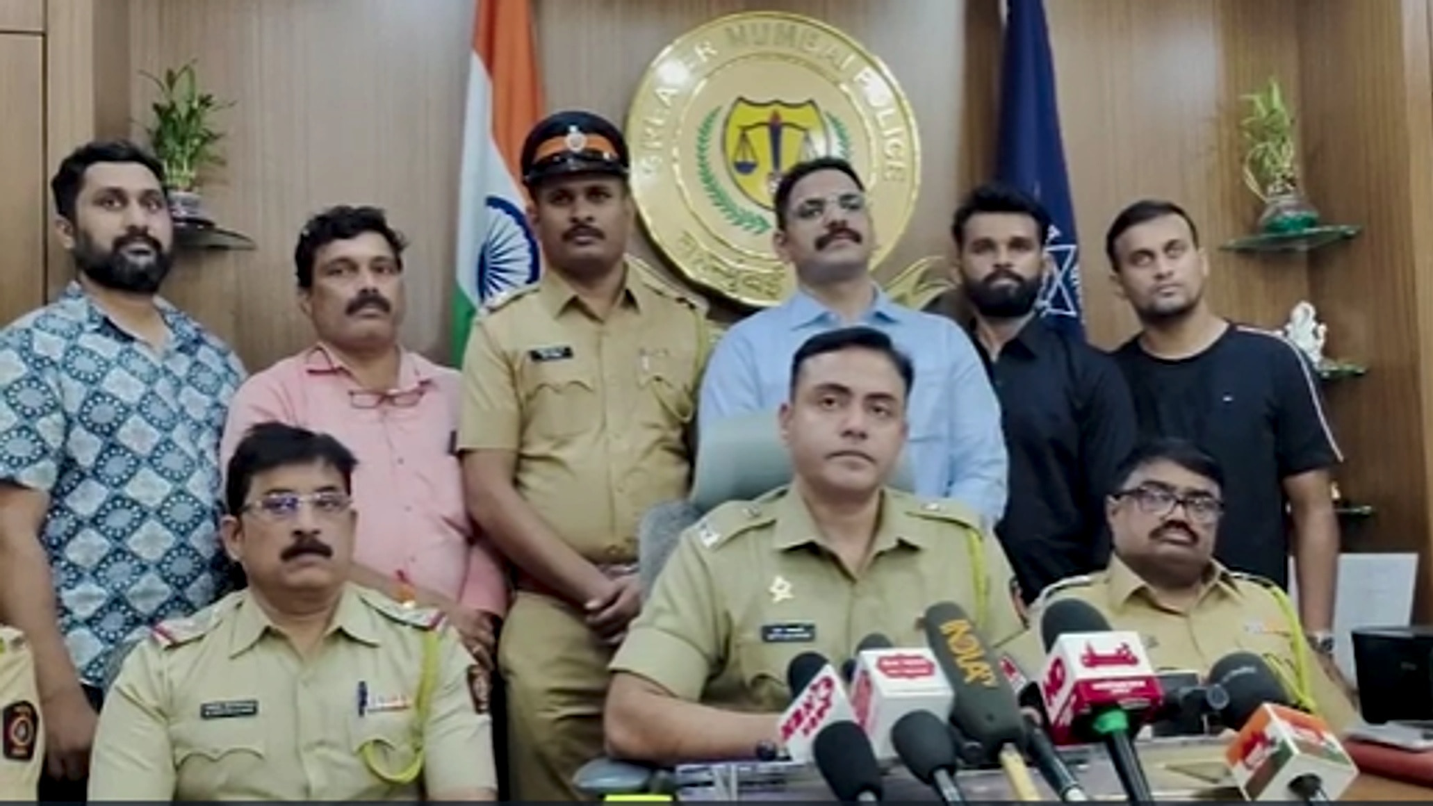पहले भी कर चुके हैं ऐसी फर्जी रेड.(Photo: Screengrab)