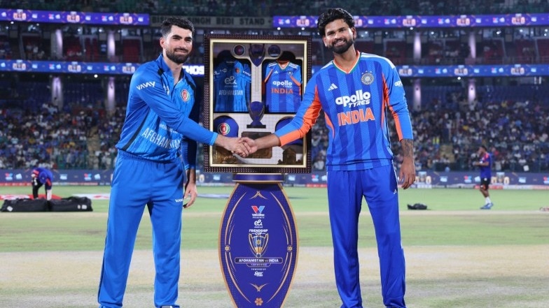 IND vs AFG: क्रिकेट मैच में पहली बार राष्ट्रगान से पहले बजा 'वंदे मातरम्', दर्शक हैरान