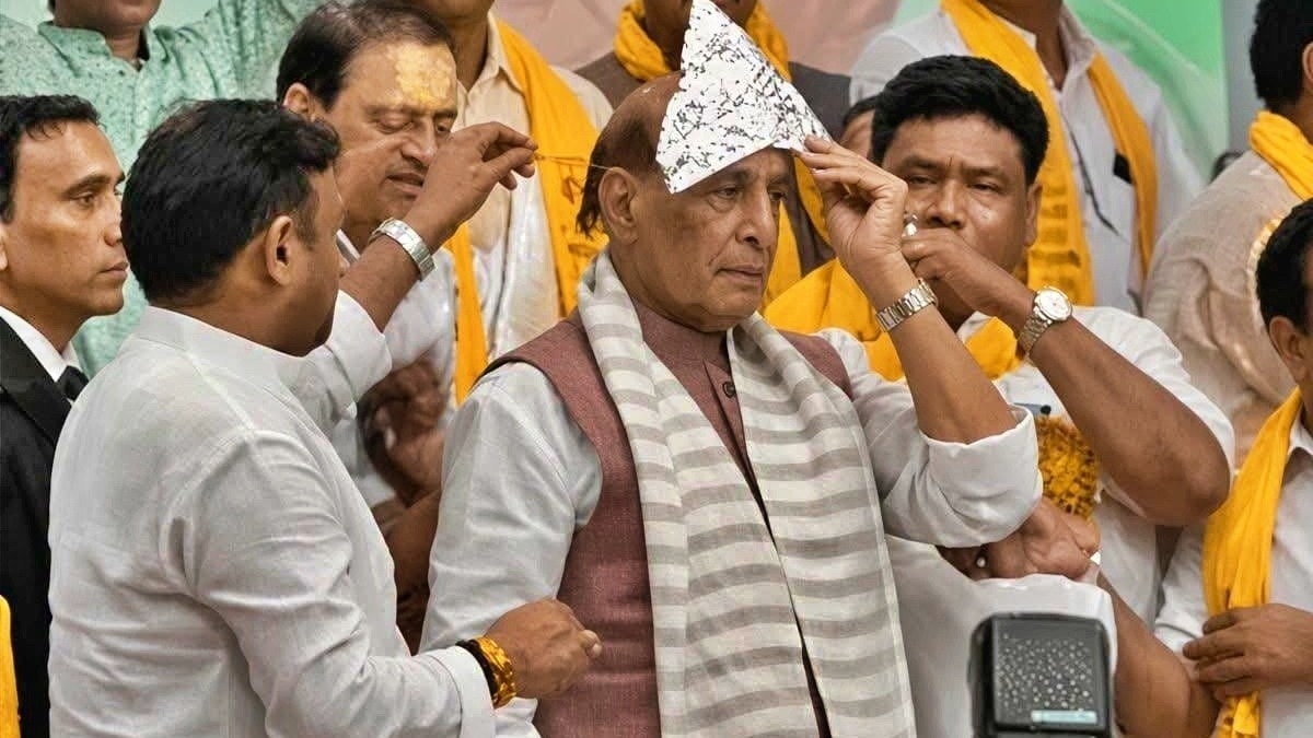 आगरा में रक्षा मंत्री राजनाथ सिंह (Photo- Screengrab)