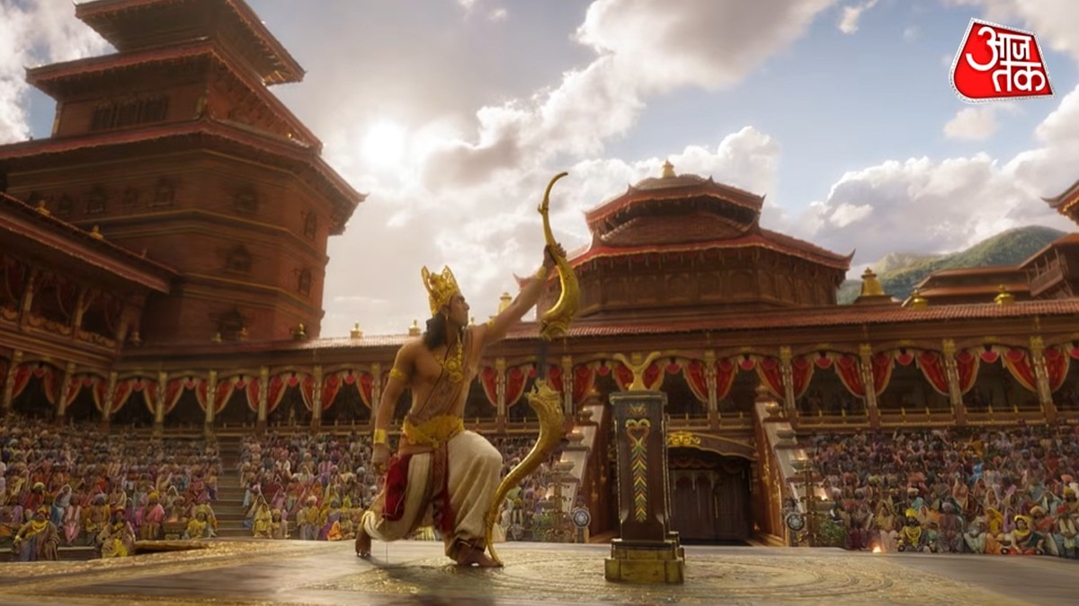 रामायण फिल्म में श्रीराम पिनाक धनुष उठाते नजर आ रहे हैं (Photo: ITG)