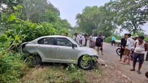 आजमगढ़ सड़क हादसे में तीन की मौत (Photo: ITG)