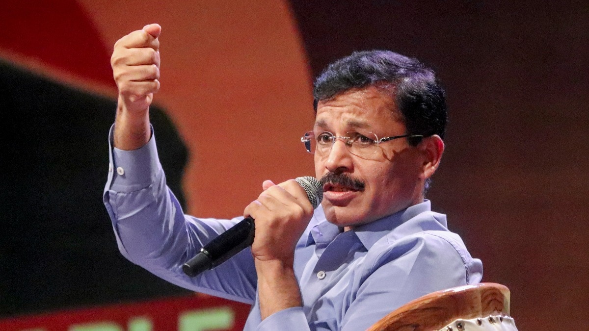 महाराष्ट्र FDA प्रमुख तुकाराम मुंढे (PTI)