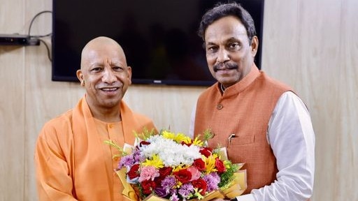 सीएम योगी और विनोद तावड़े की केमिस्ट्री (Photo-ITG)