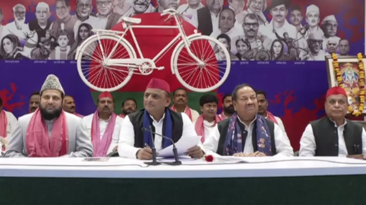 Ram Asare Kushwaha Former UP Minister Quits BJP