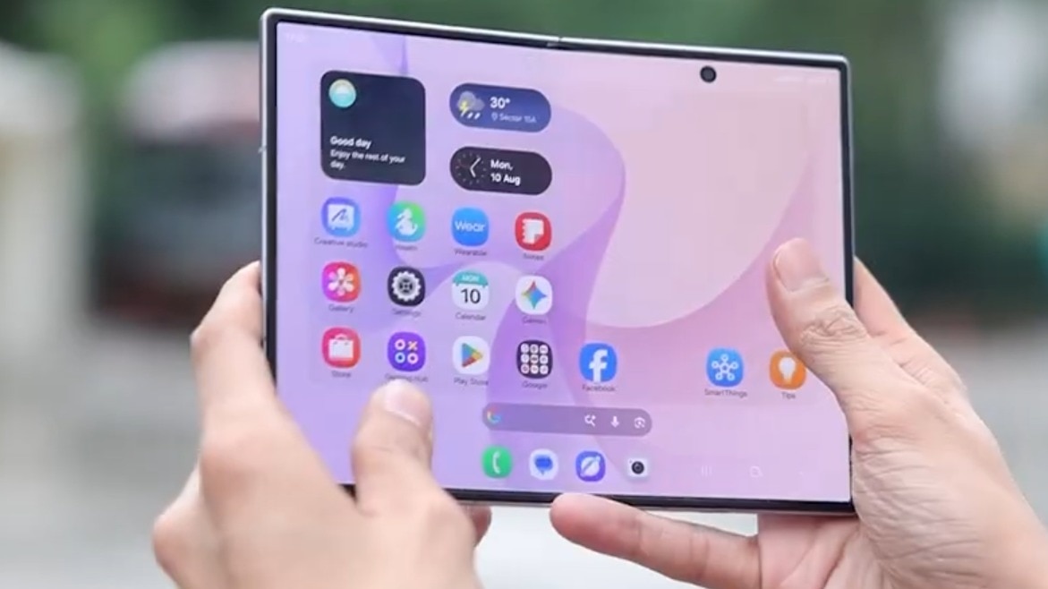 Galaxy fold 8 