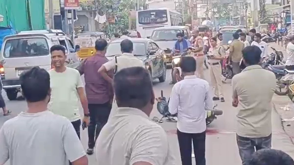 हैदराबाद के मदन्नापेट इलाके में हुई वारदात. (Photo: Screengrab)