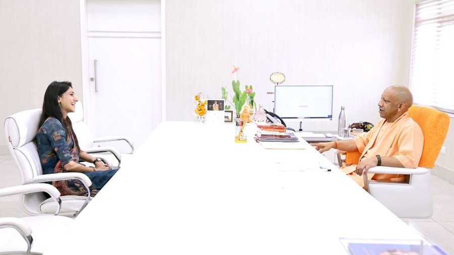 courtesy meeting between Chief Minister Yogi and Raebareli Sadar MLA Aditi Singh (Photo: X/myogioffice)