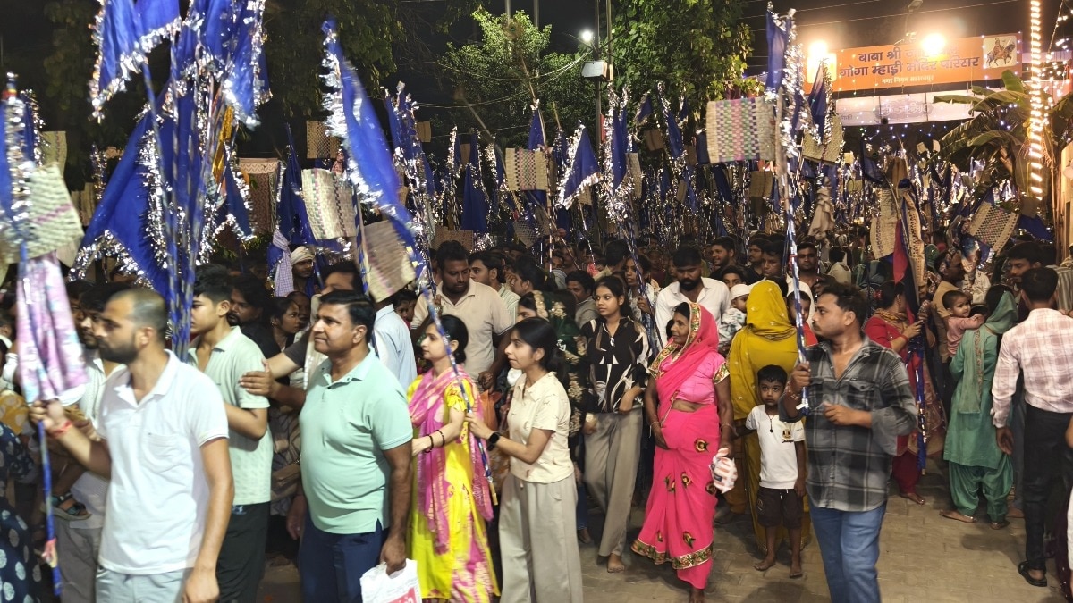 नेजा चढ़ाने और मन्नत मांगने की सदियों पुरानी परंपरा (Photo- ITG) 