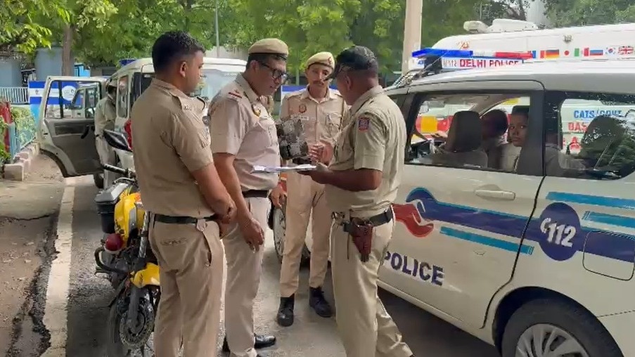 दिल्ली पुलिस का फिजिकल टेस्ट के दौरान अभ्यर्थी की मौत. (photo: ITG)