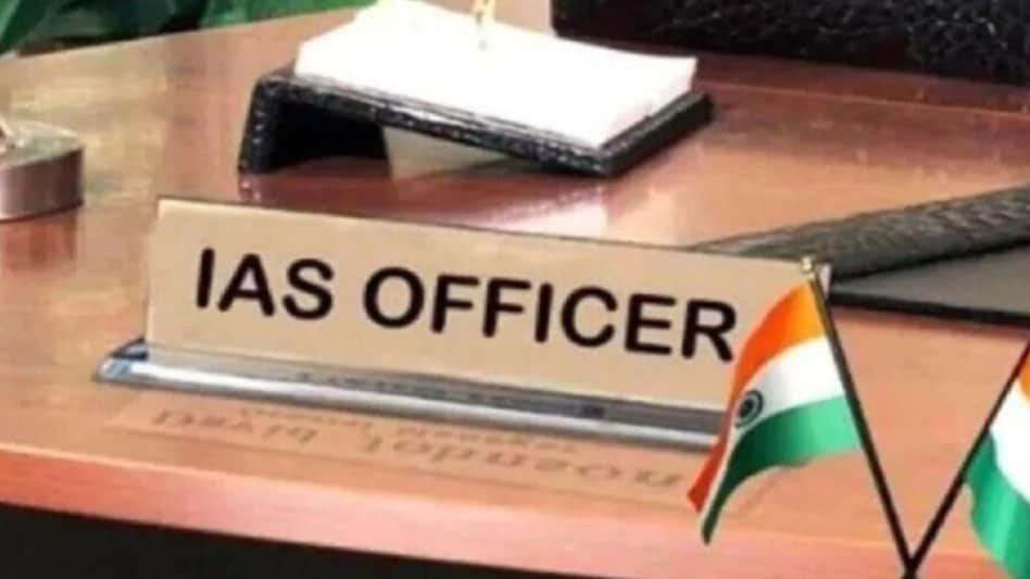 यूपी में चुनावों से पहले IAS अफसरों के तबादले हुए. (Photo- Representational) यूपी में चुनावों से पहले IAS अफसरों के तबादले हुए. (Photo- Representational)