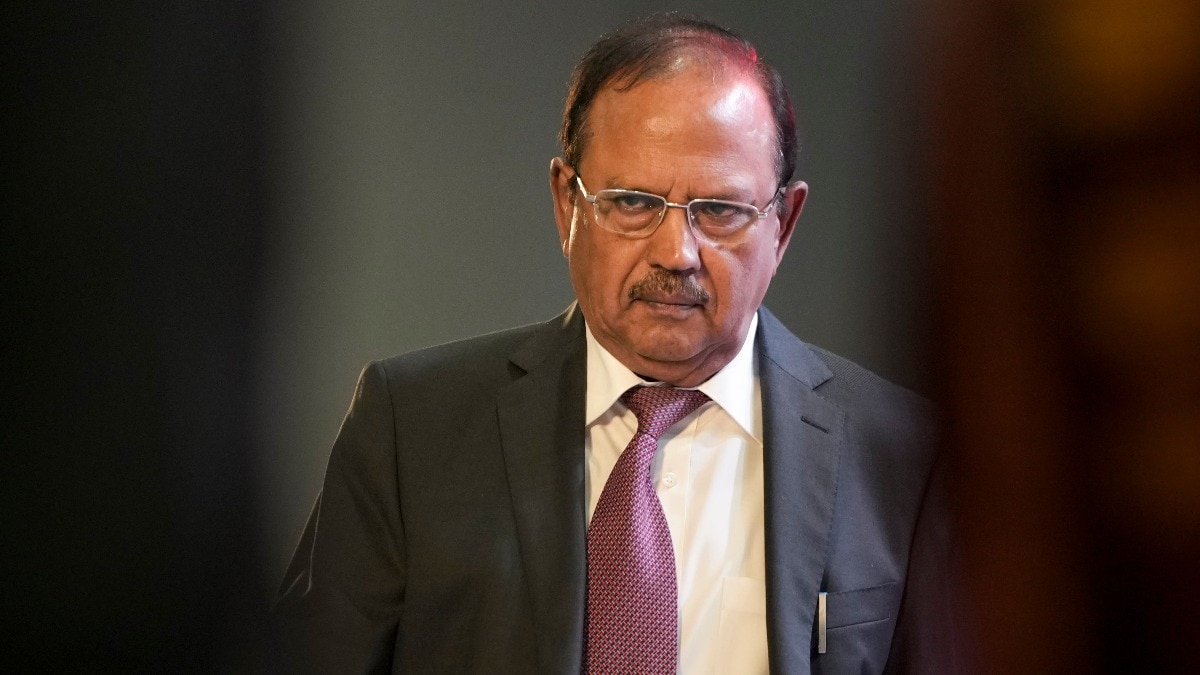 Exclusive: लैंसडाउन में अग्निवीरों से मिले NSA अजित डोभाल, ड्रोन ट्रेनिंग से आधुनिक हथियारों तक का देखा लाइव डेमो