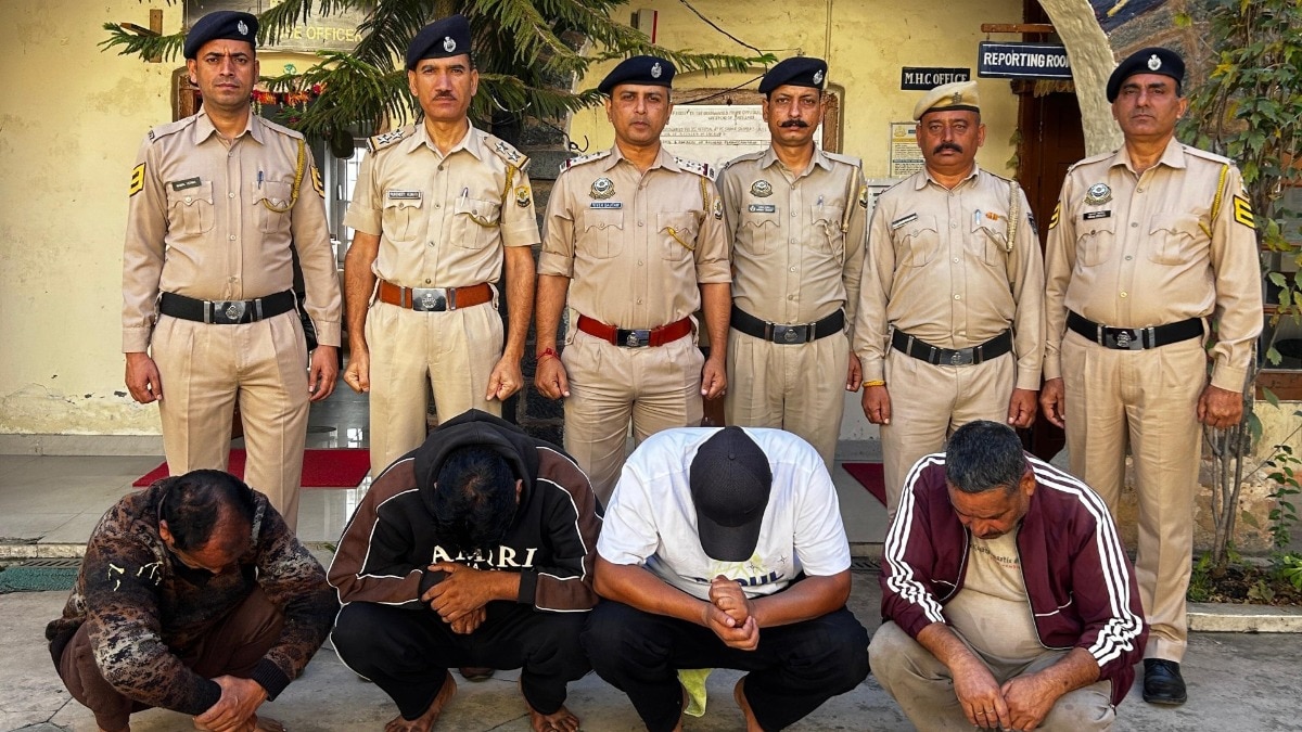 पुलिस गिरफ्त में आरोपी. (Photo: ITG)