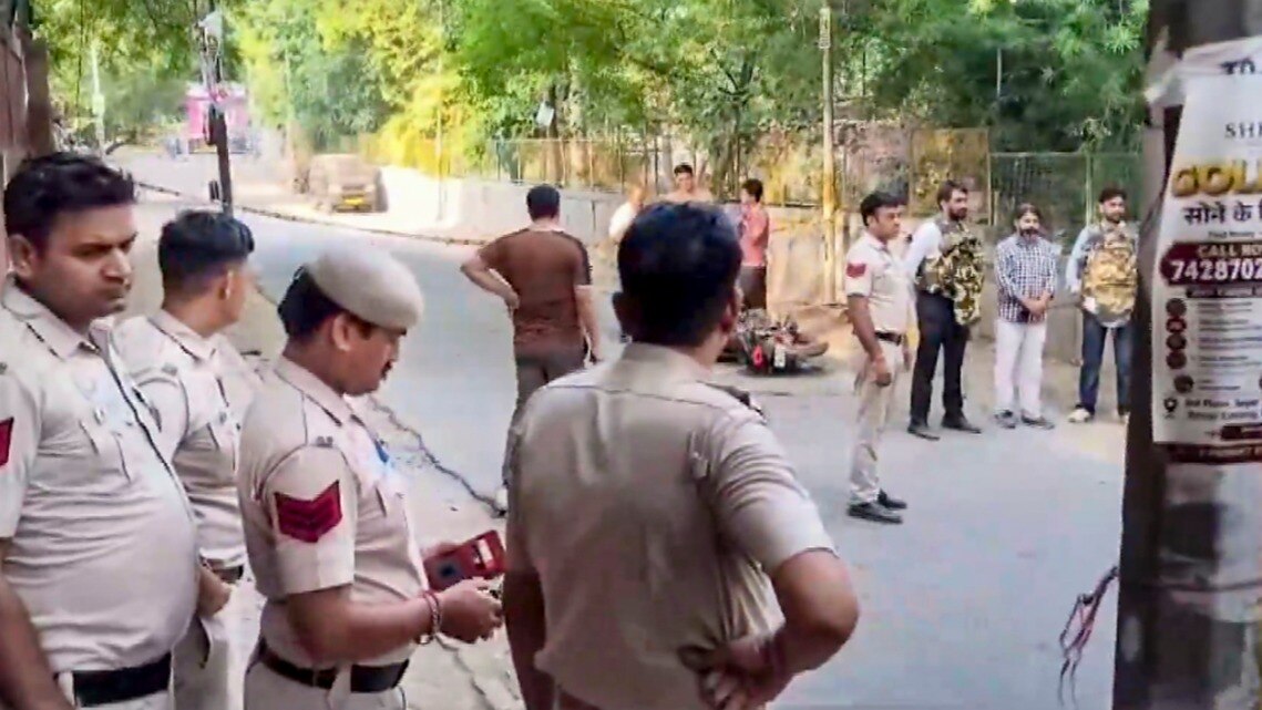 कालकाजी गैंगरेप के आरोपी को एनकाउंटर के बाद पकड़ा गया था (फोटो- पीटीआई)