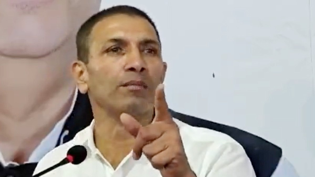 मध्य प्रदेश में वोटर लिस्ट SIR प्रक्रिया पर भड़की कांग्रेस.(Photo:Screengrab)
