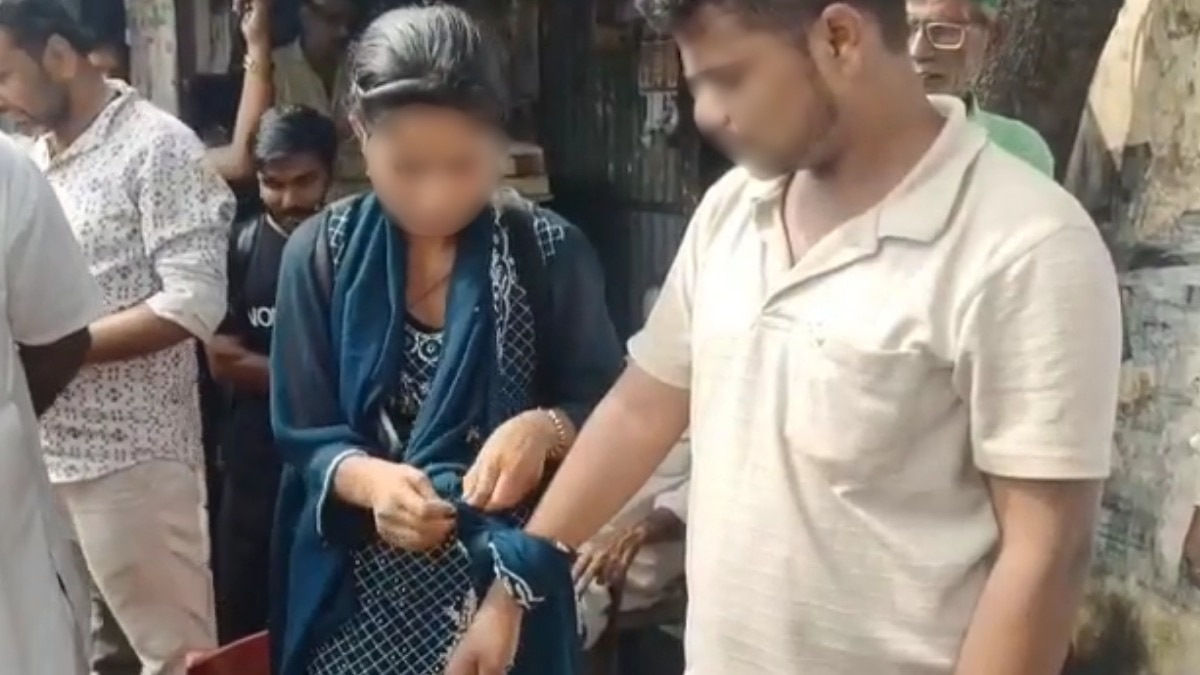 तारीख पर कचहरी पहुंचा था युवक.(Photo: Screengrab)