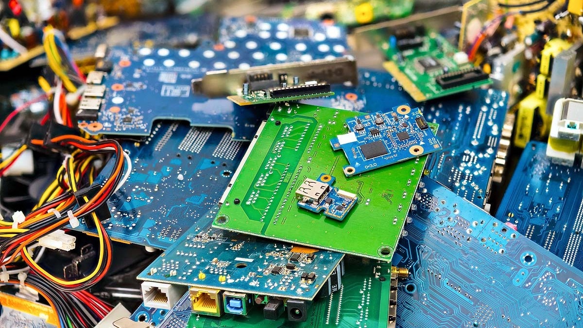 ai electronics waste 