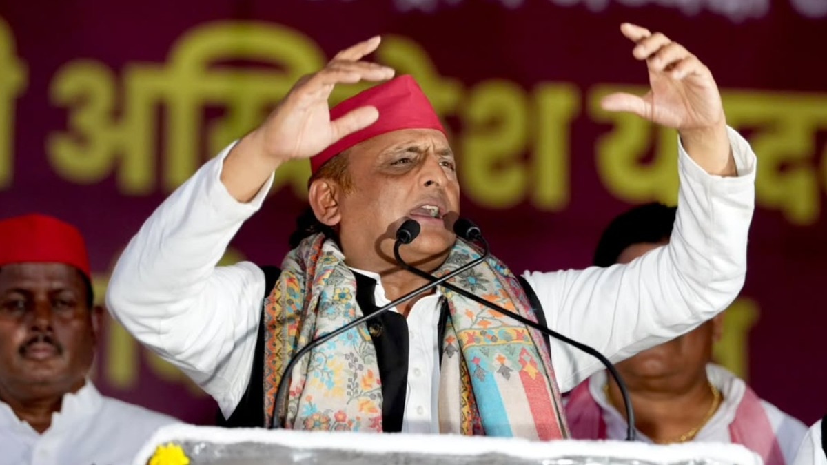 सपा अध्यक्ष ने कहा कि हम सकारात्मक राजनीति कर रहे हैं, बीजेपी नकारात्मक राजनीति करती है.(Photo: ITG)
