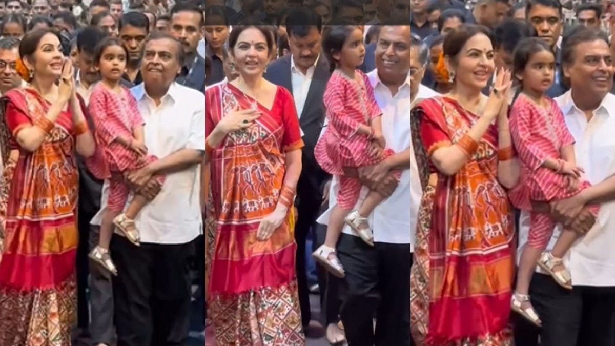 ईशा अंबानी की बेटी आदिया अपने नाना की गोद में लालबागचा राजा का आशीर्वाद लेने पहुंची. (Photo: instagram/@screengrab)