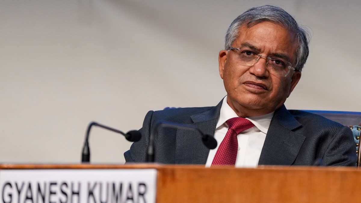 ज्ञानेश कुमार पर विपक्षी पार्टियां लगातार निशाना साध रही हैं (File Photo: PTI)