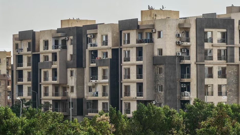 Ghaziabad Tragic incident Female student dies after falling