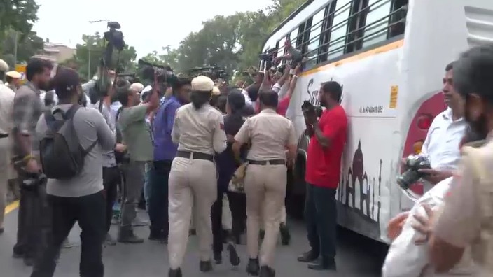 Protest Over Women's Safety Citizens Blocked Detained During March to Rashtrapati Bhavan