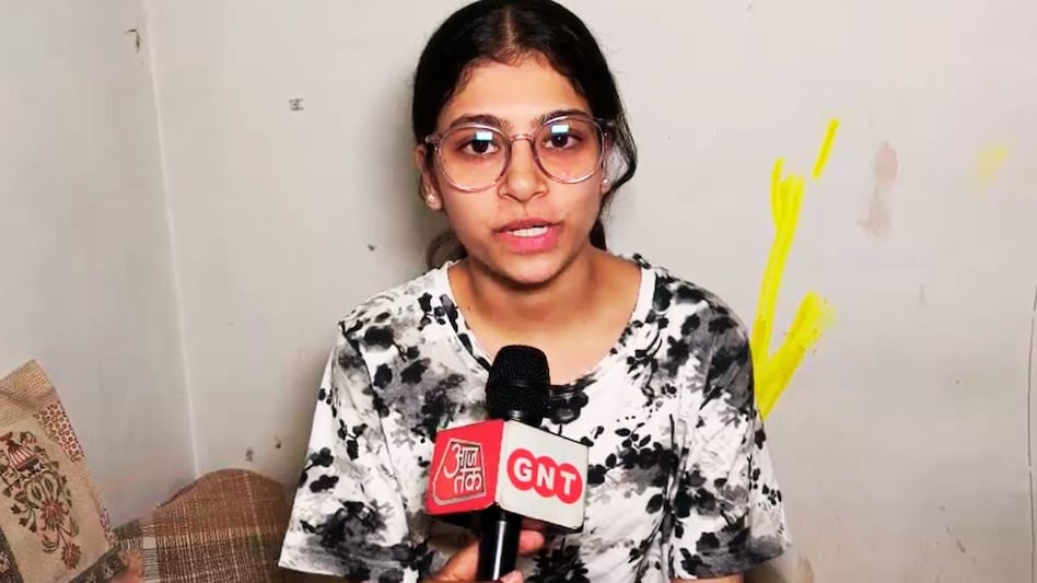 Two sisters from Saharanpur started a business with minimal investment using their skills at home