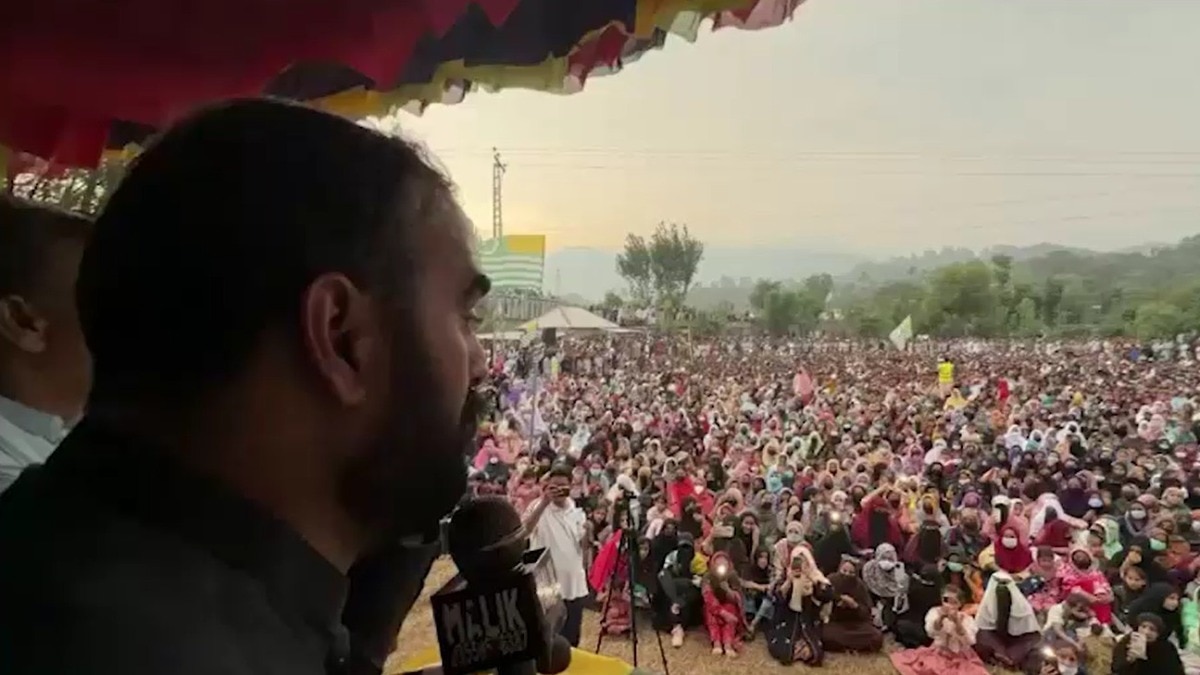 PAK के कब्जे वाले कश्मीर में लगातार आंदोलन चल रहा है. (Photo- Screengrab)