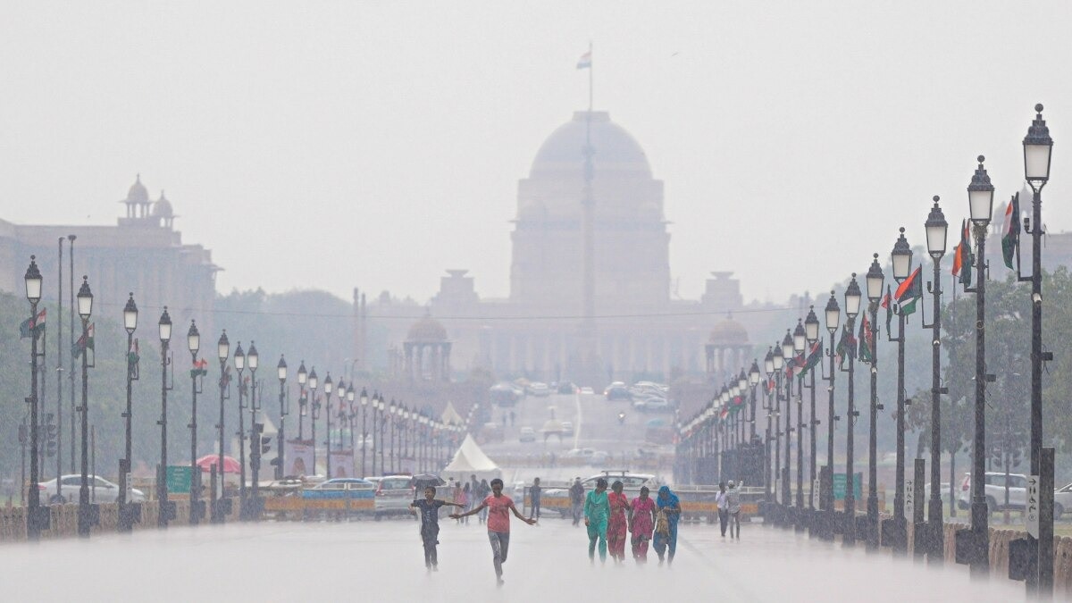 दिल्ली-NCR में फिर बढ़ सकता है तापमान. (Photo: PTI)