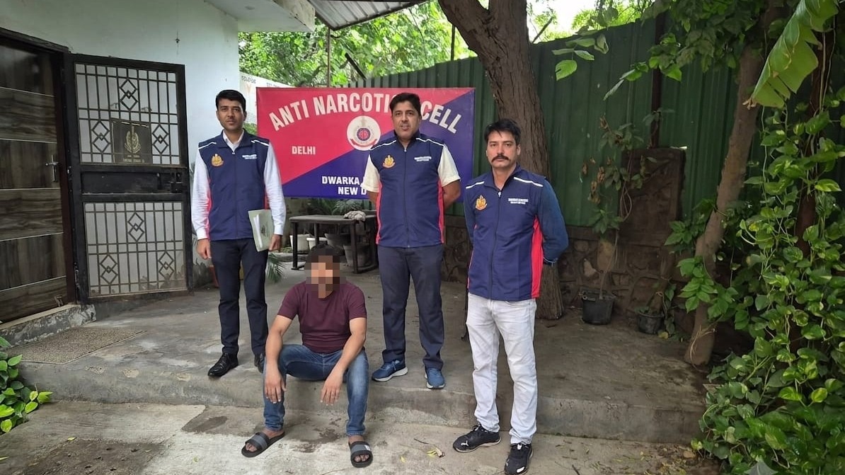 MR NATWARLAL ARRESTED BY DELHI POLICE