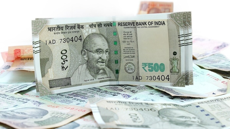 BSE warns investors about risks of buying global ETFs due to high premium