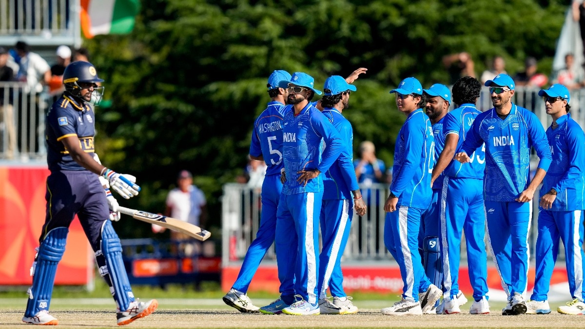 एश‍ियन गेम्स सेमीफाइनल में भारत ने श्रीलंका को 124 रनों से हरा द‍िया है (Photo: X/@BCCI )