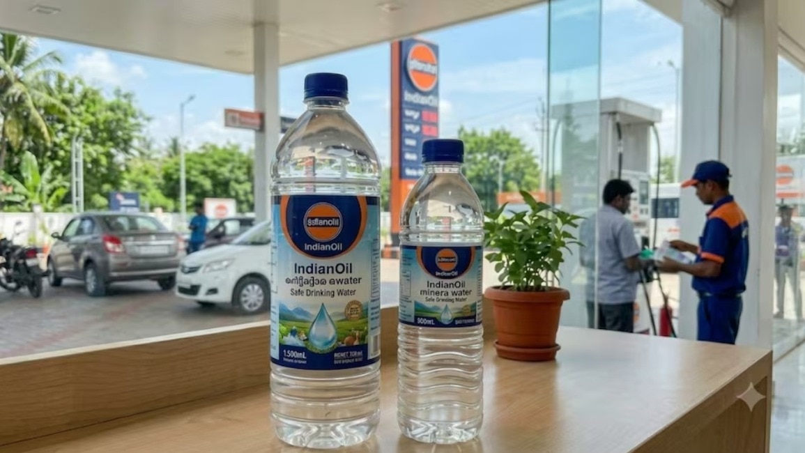 50ml, 500ml और 1 लीटर... पेट्रोल के साथ अब पानी भी बेचेगी ये सरकारी कंपनी