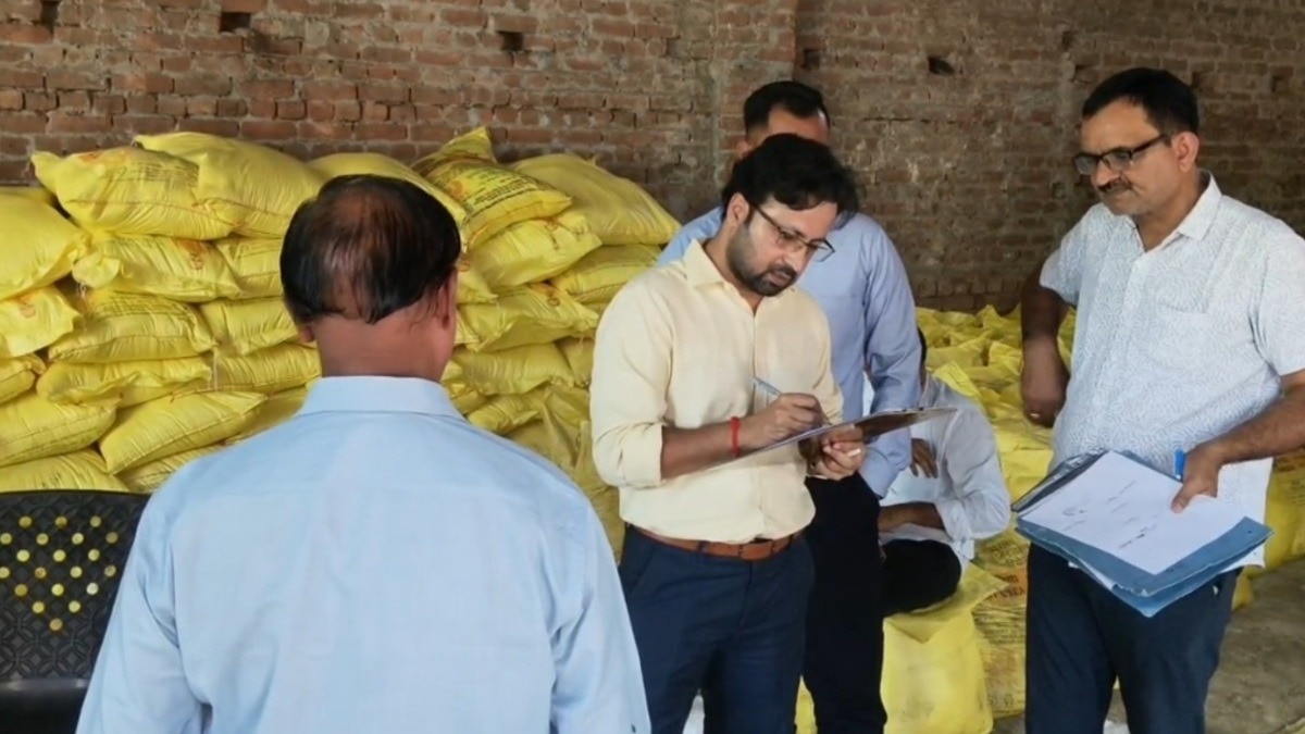 हापुड़ में कृषि विभाग की बड़ी स्ट्राइक.(Photo:ITG)